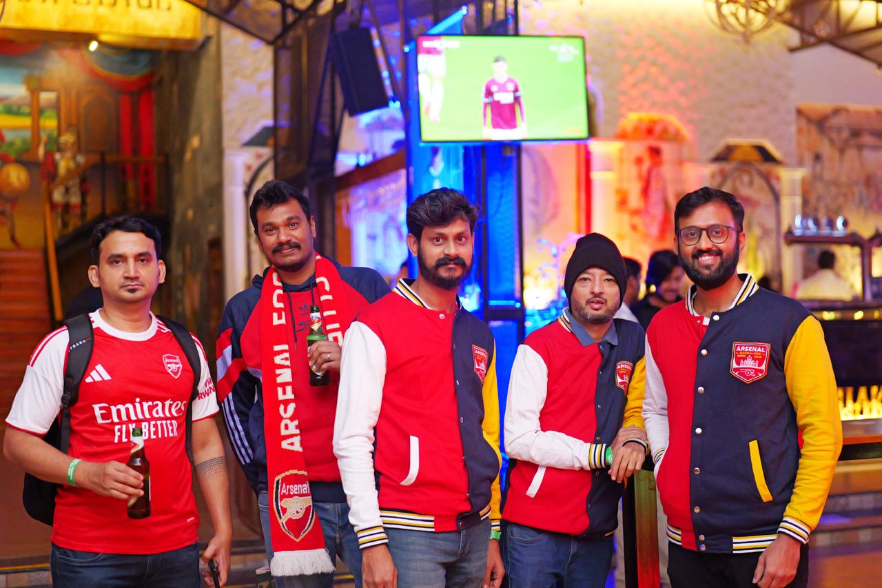 Arsenal Bangalore fans at a matchday screening in Bangalore — photo 5